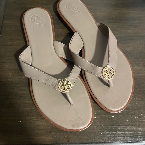Tory Burch gray Sandals with Gold Accent - Picture 1 of 6